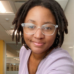 Meet your Posher, Monique